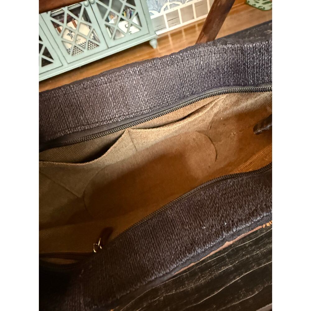 Artisan Made Wooden Handled Abstract Purse - Picture 4 of 6